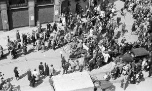 engelsen vertrekken via Rokin