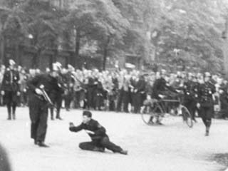 Lees meer over het artikel G.M.F. Theuwkens